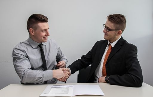 5 Tips for Winning Over a Candidate with Multiple Offers